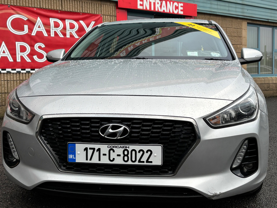 2017 Hyundai i30 - image 3