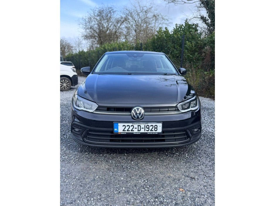 2022 Volkswagen Polo - image 2
