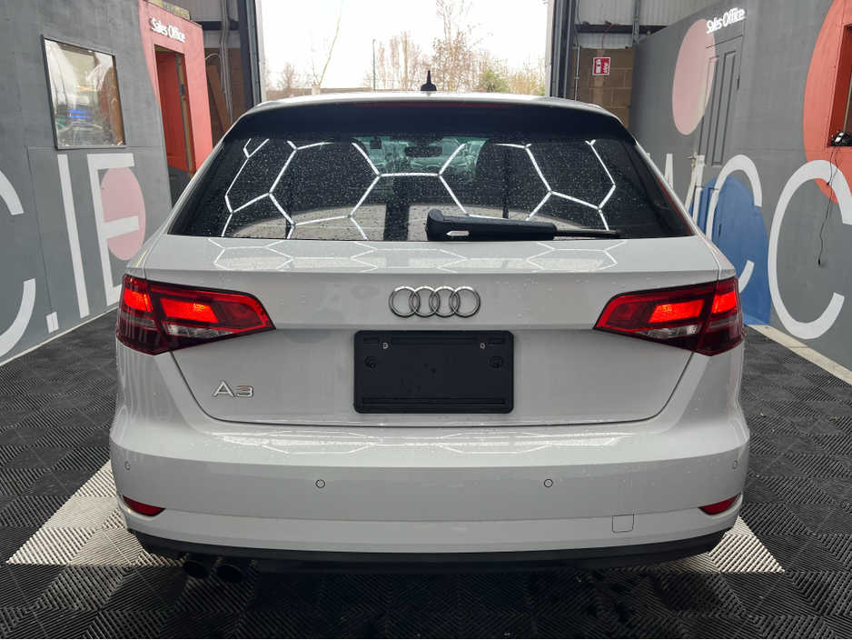 2019 Audi A3 - image 3
