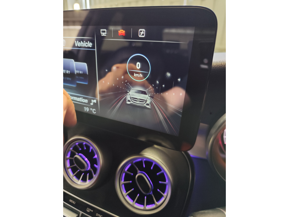 2017 Mercedes-Benz C Class - image 23