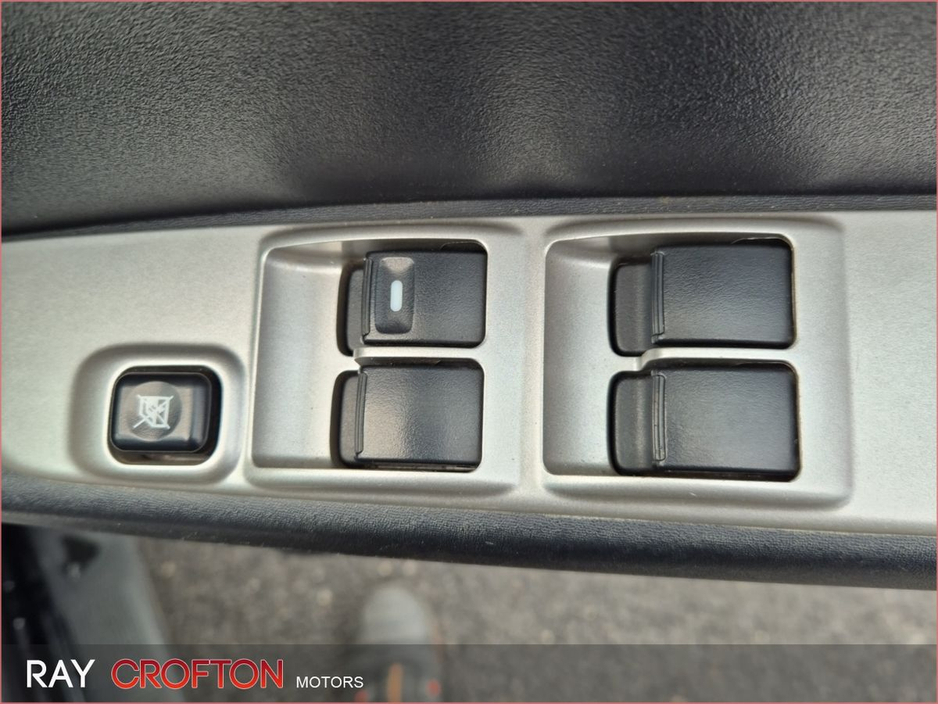 2015 Mitsubishi L200 L200 DID BARBARIAN LB D/C 4WD