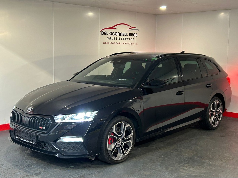 2021 Skoda Octavia - image 2