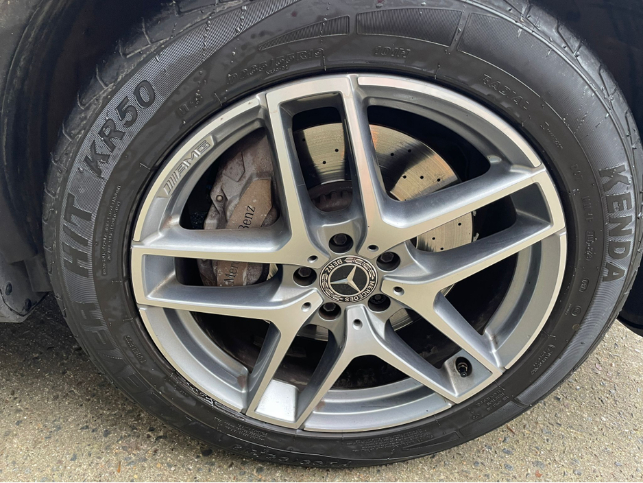 2018 Mercedes-Benz GLC Class - image 18