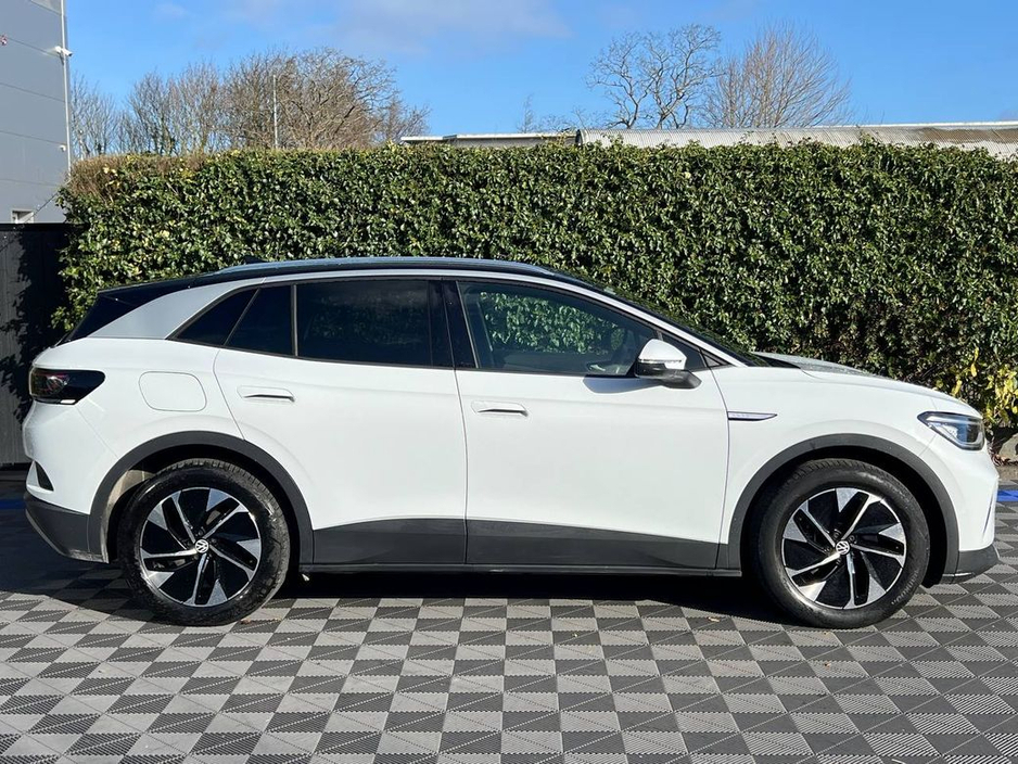 2023 Volkswagen ID.4 - image 3