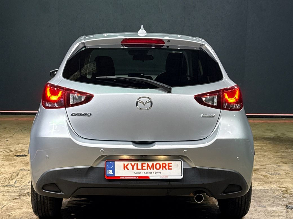 2019 Mazda Demio - image 4