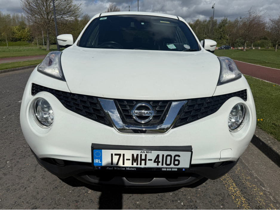 2017 Nissan Juke - image 2