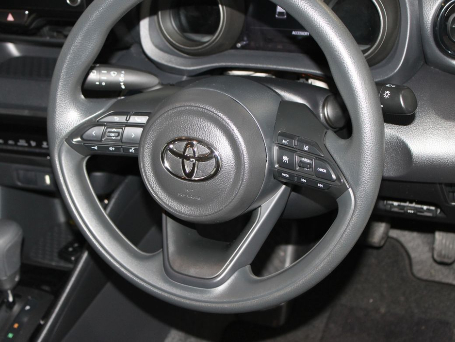 2020 Toyota Yaris 6aa-mxph10 €15,999