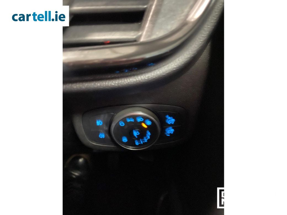 2018 Ford Fiesta Zetec 1.1 70PS 5M 4DR €12,950