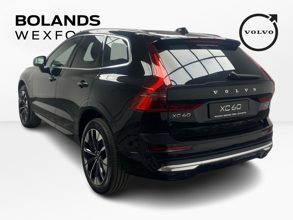 2026 Volvo XC60 - image 3