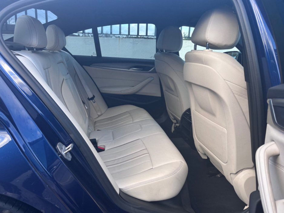2017 BMW 5 Series 530E  M SPORT HYBRID // CREAM LEATHER INTERIOR // 292BHP €19,500
