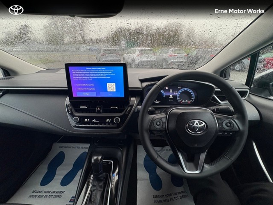 2023 Toyota Corolla COROLLA HYB LUNA Sport SALOON €28,995