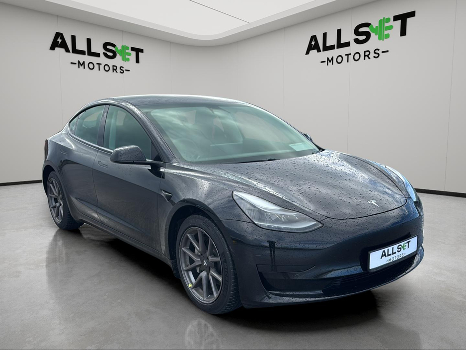 2021 Tesla Model 3 - image 5