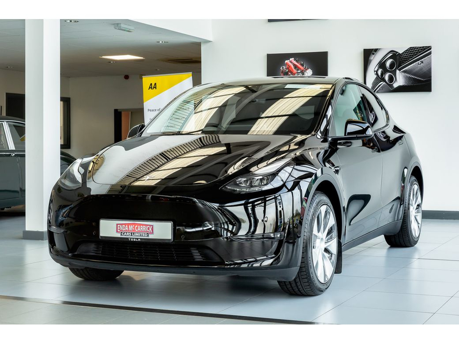 2022 Tesla Model Y - image 5