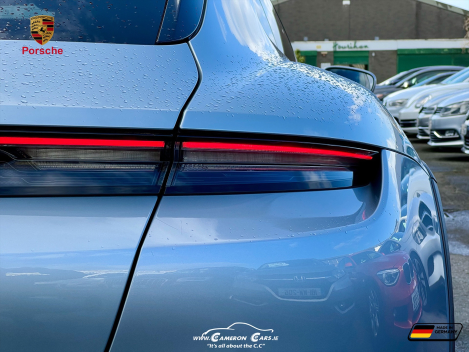 2022 Porsche Taycan - image 16