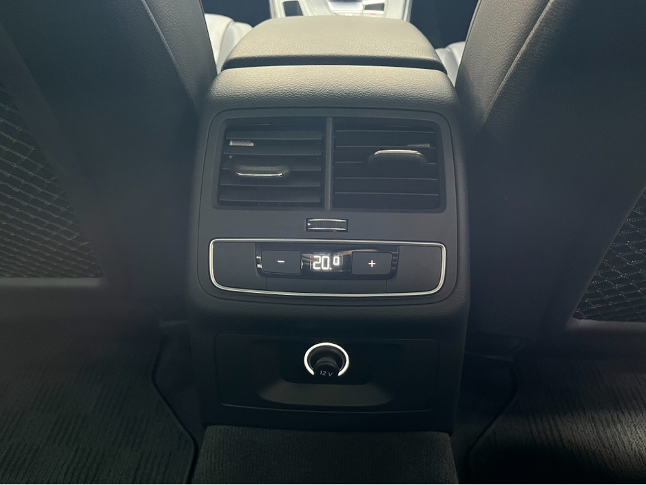 2019 Audi A4 - image 16