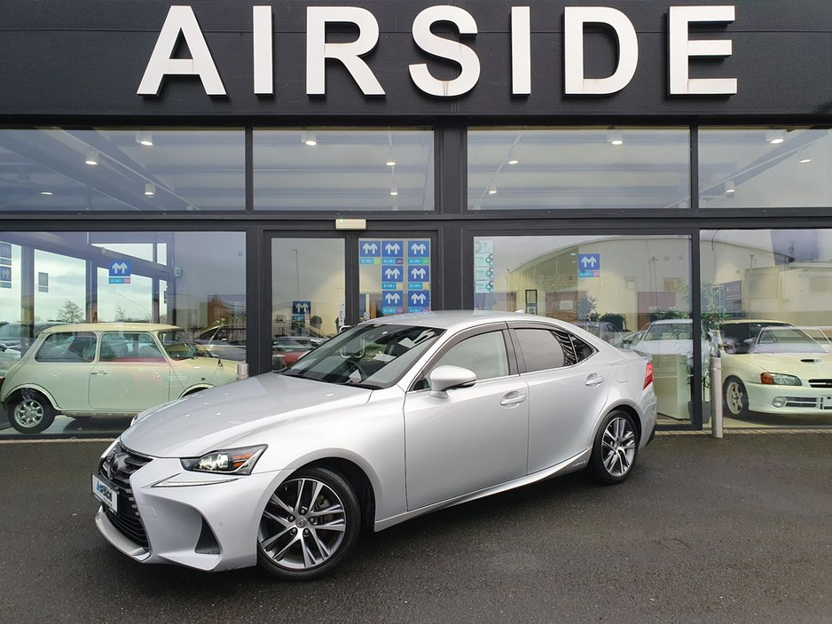 2018 Lexus IS 300 h HALF LEATHER * 2.5 SELF CHARGING HYBRID