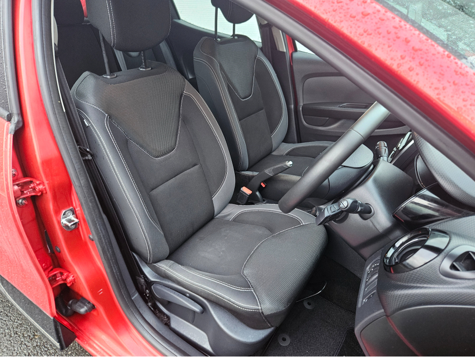 2019 Renault Clio DYNAMIQUE NAV TCE 1.0 90 4DR €10,950