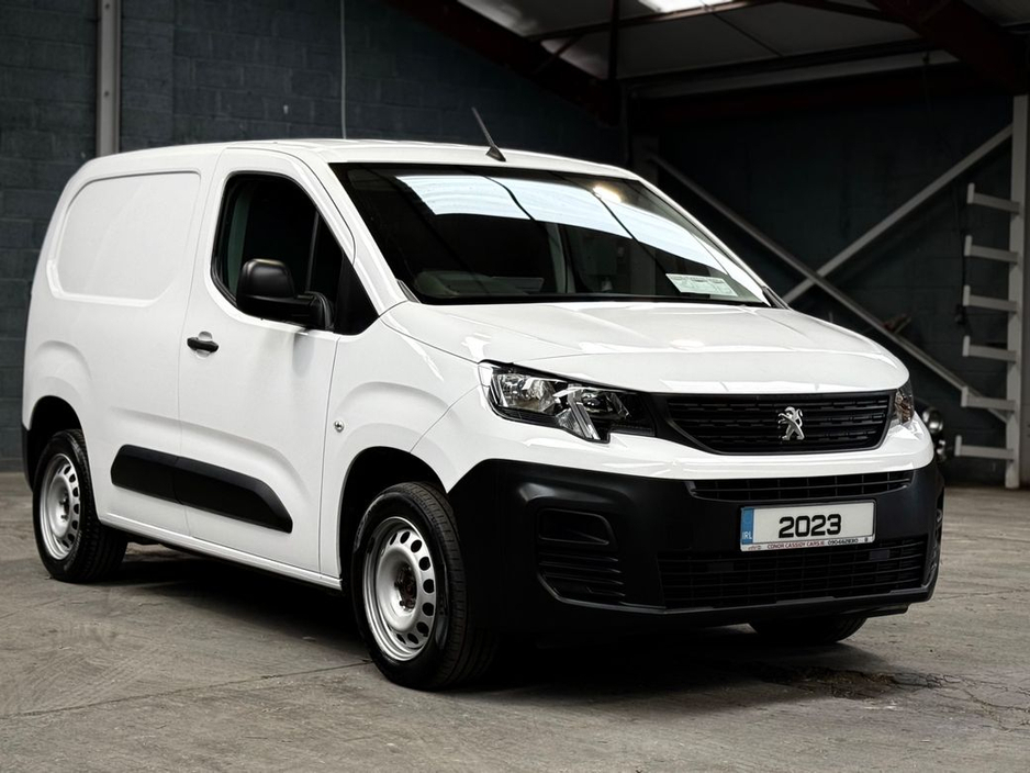 2023 Peugeot Partner BLUEHDI PROFESSIONAL PREMIUM PLUS L1 // 12 MONTH WARRANTY // SAME DAY FINANCE €13,950