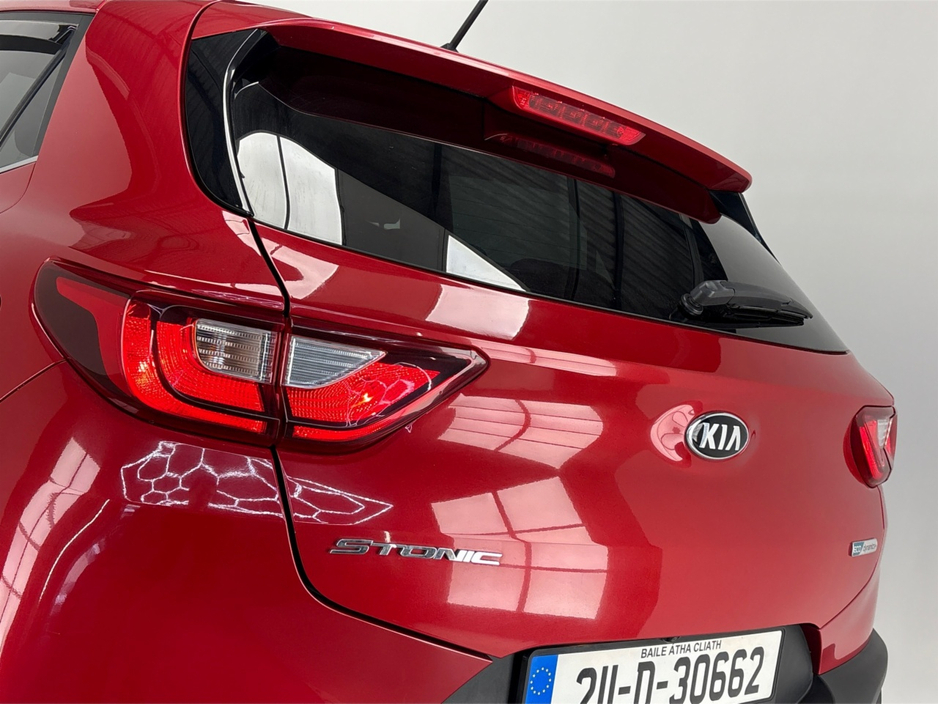 2021 Kia Stonic - image 12