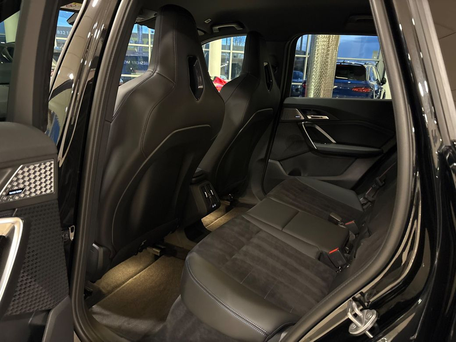 2025 BMW X1 - image 22