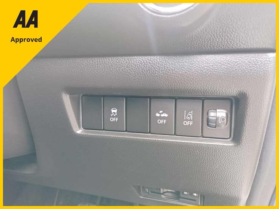 2020 Suzuki Swift - image 12