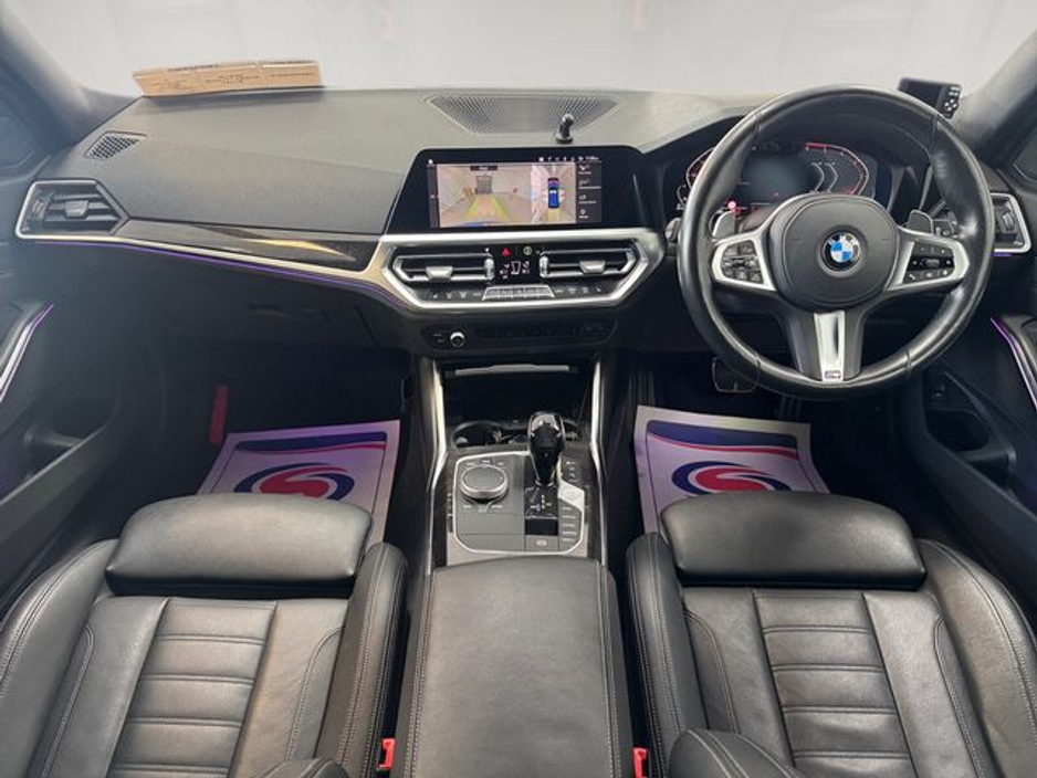 2021 BMW 3 Series - image 15