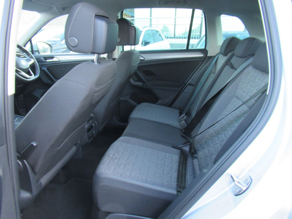 2023 Volkswagen Tiguan Life 2.0tdi M6F 122HP 5 €33,990