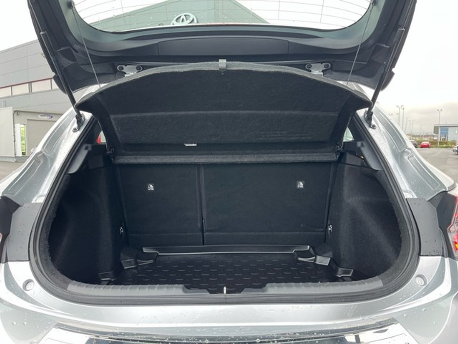 2022 Toyota Corolla LUNA H/B 4DR AUTO HYBRID €24,450