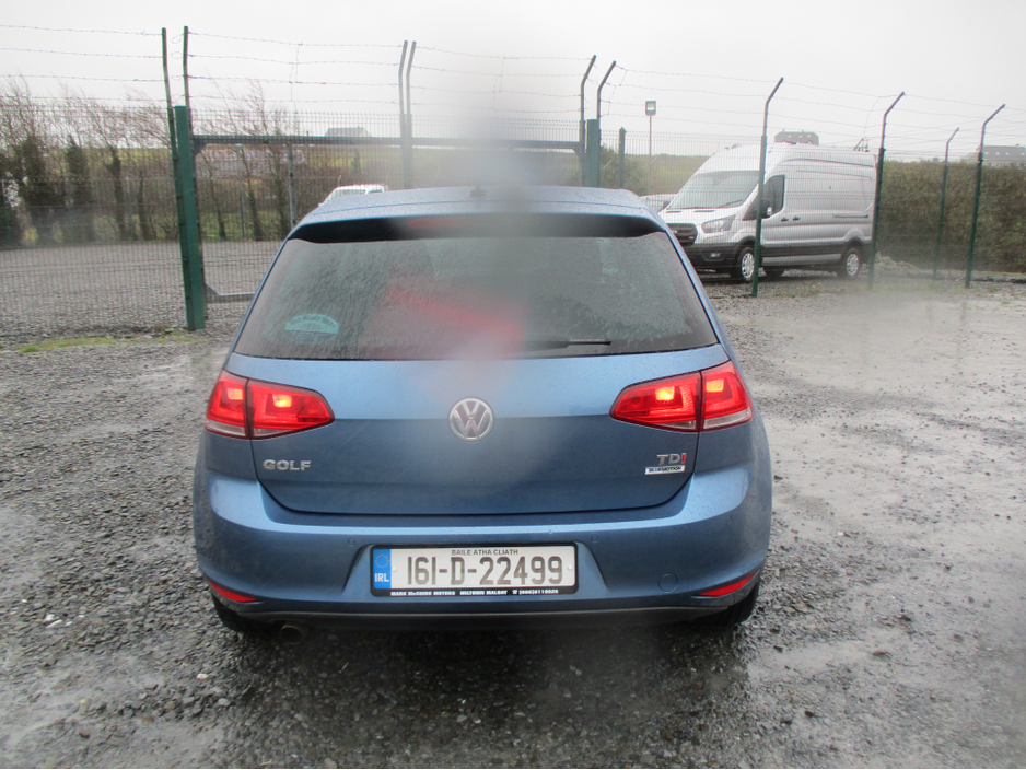 2016 Volkswagen Golf - image 10