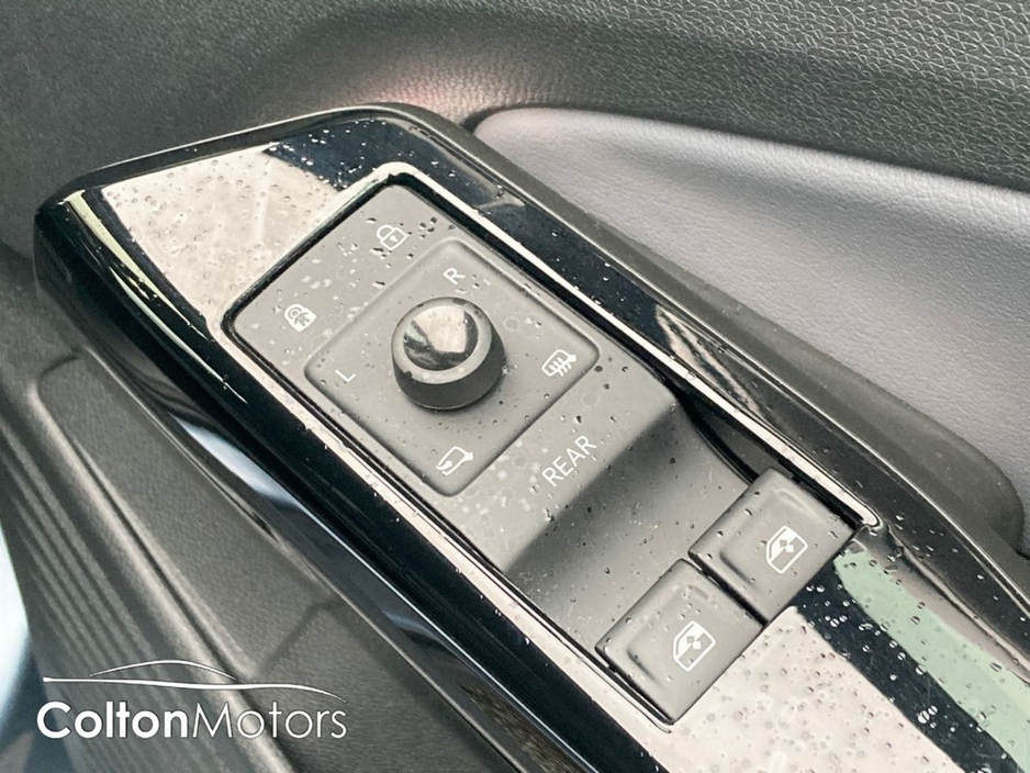 2023 Volkswagen ID.5 - image 17