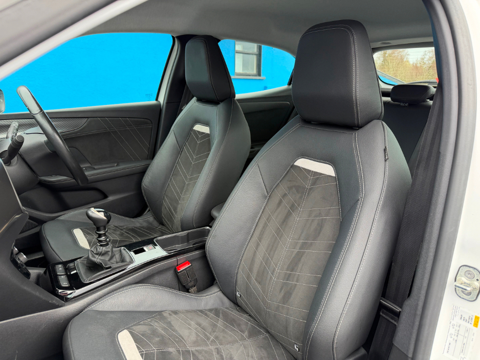 2023 Opel Mokka - image 8