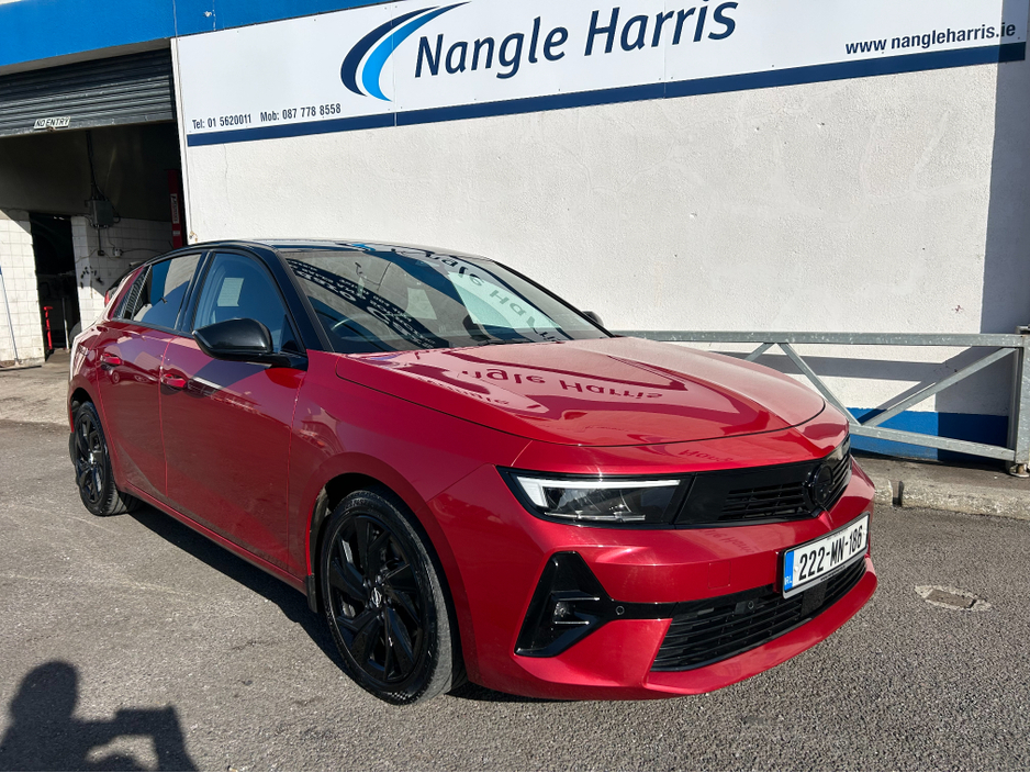 2022 Opel Astra - image 4