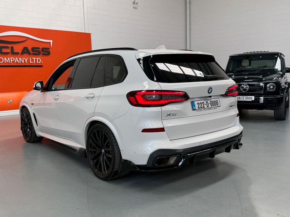 2022 BMW X5 - image 42