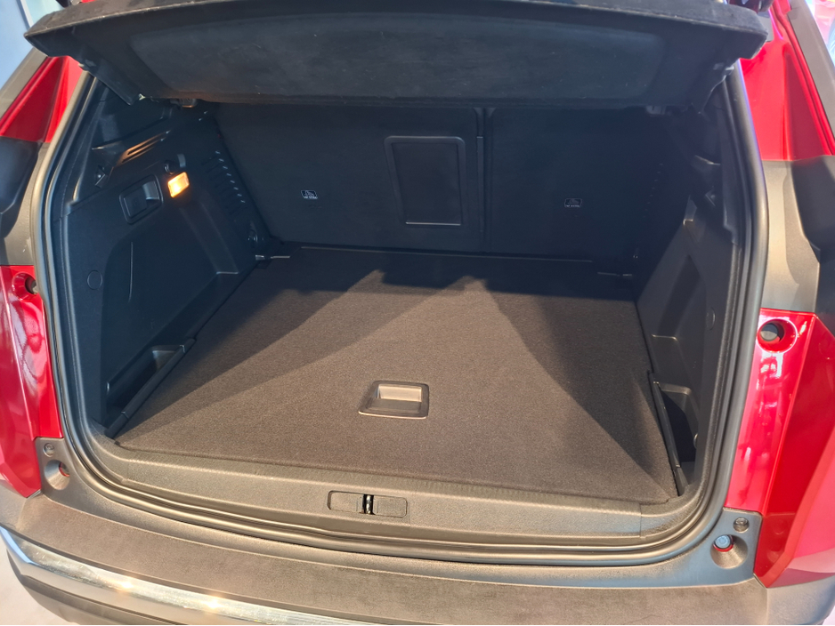2022 Peugeot 3008 - image 12