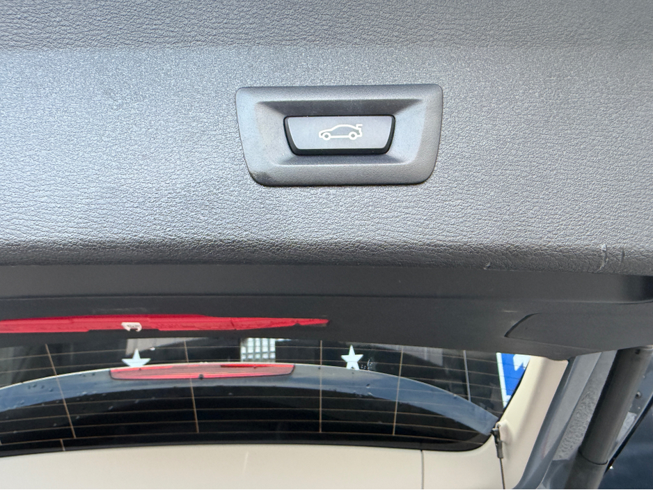 2022 BMW X1 XDRIVE 25E XLINE AUTO Black Pack €30,995