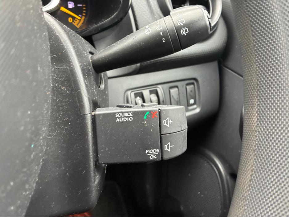 2014 Renault Clio IV EXPRESSION TCE 90 4DR €7,900