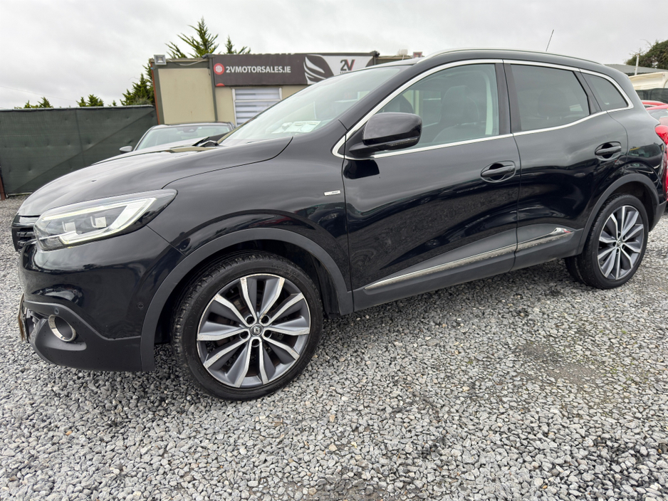 2017 Renault Kadjar - image 2