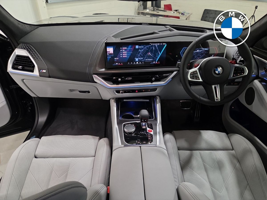 2026 BMW XM - image 4