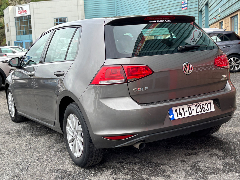 2014 Volkswagen Golf - image 14