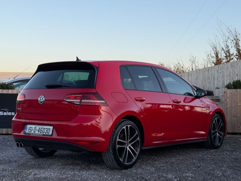 2015 Volkswagen Golf - image 6