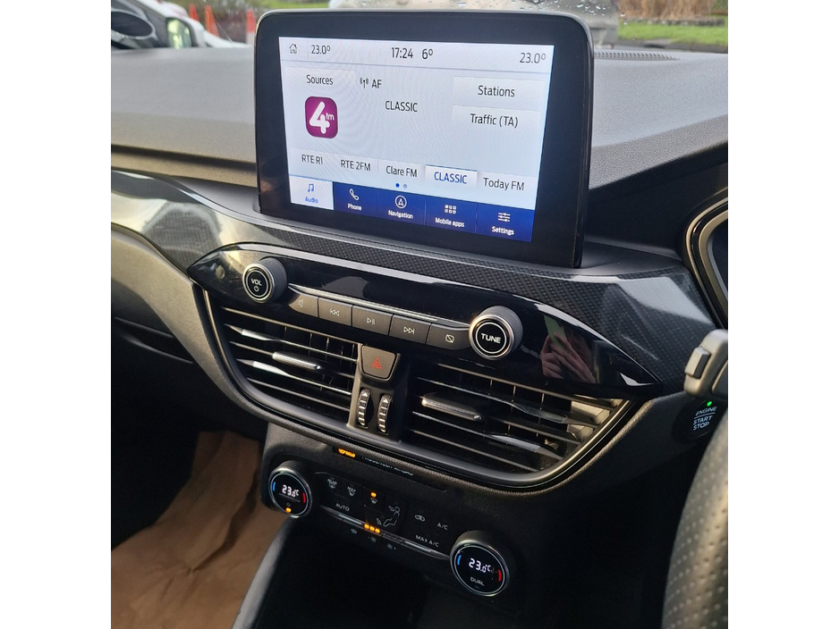 2021 Ford Kuga - image 13