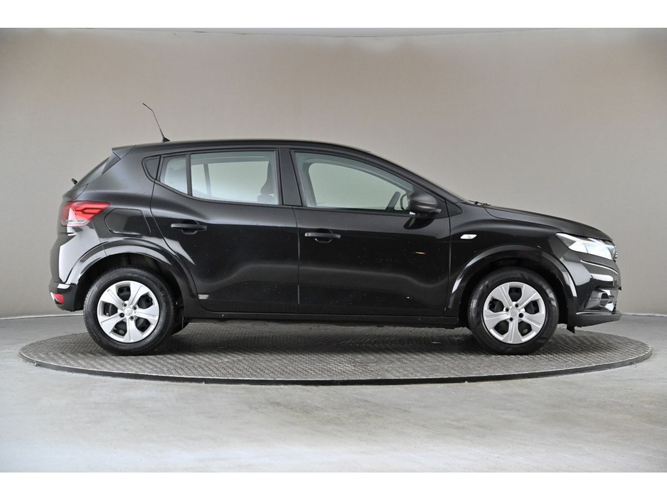 2023 Dacia Sandero - image 11