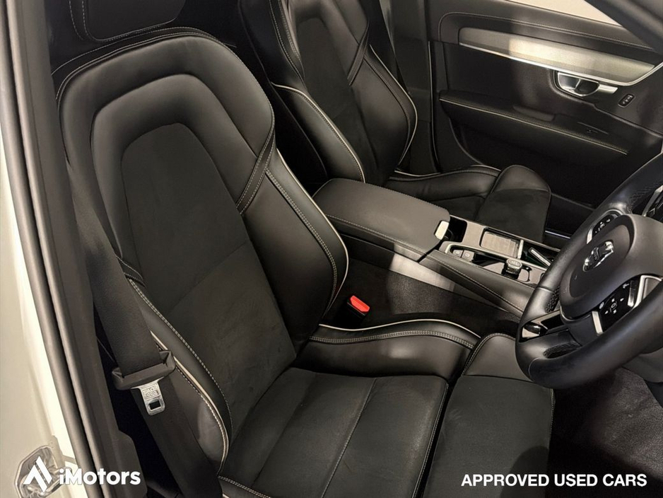 2022 Volvo S90 - image 20