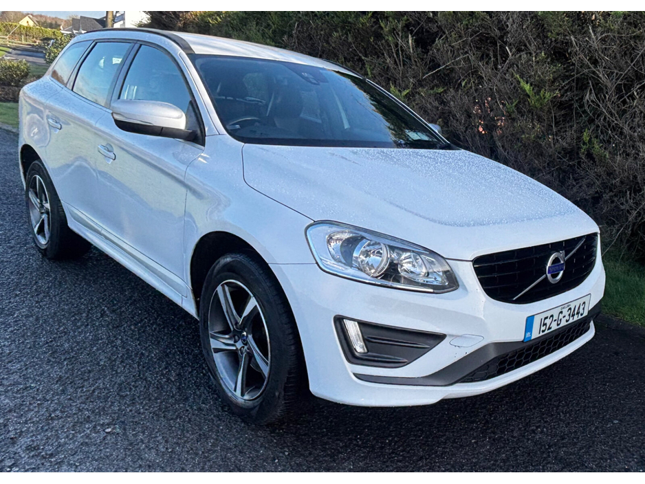 2015 Volvo XC60 D4 (190hp) FWD R-DESIGN €9,750