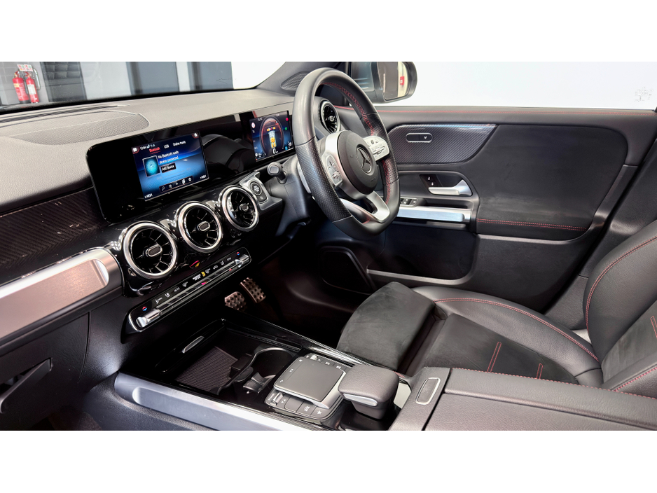 2021 Mercedes-Benz GLB - image 16