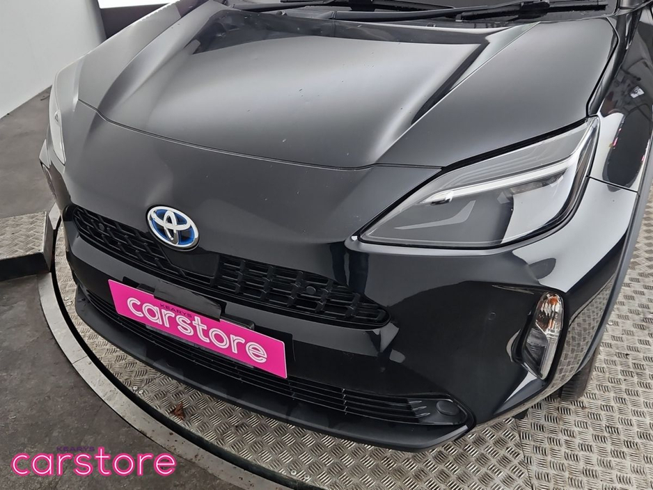 2021 Toyota Yaris Cross - image 17