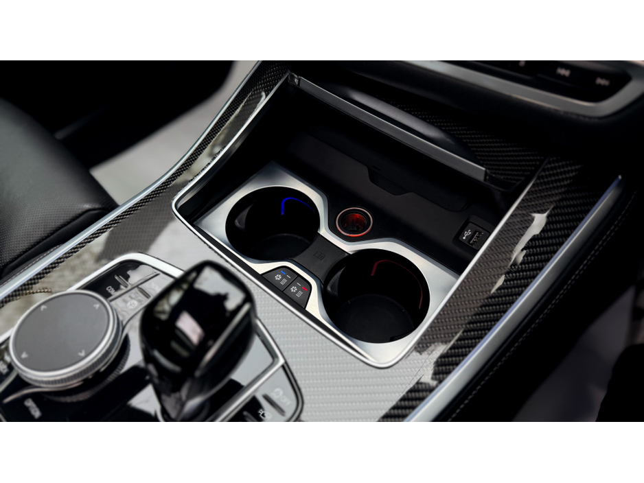 2022 BMW X5 - image 2