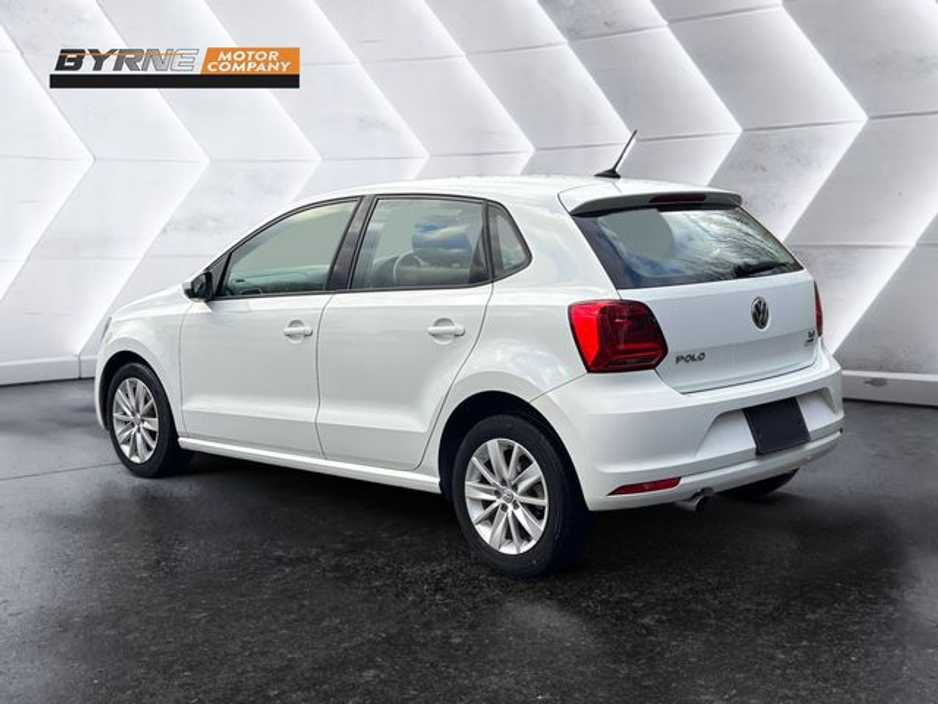 2015 Volkswagen Polo 1.2 TSI AUTO €9,850