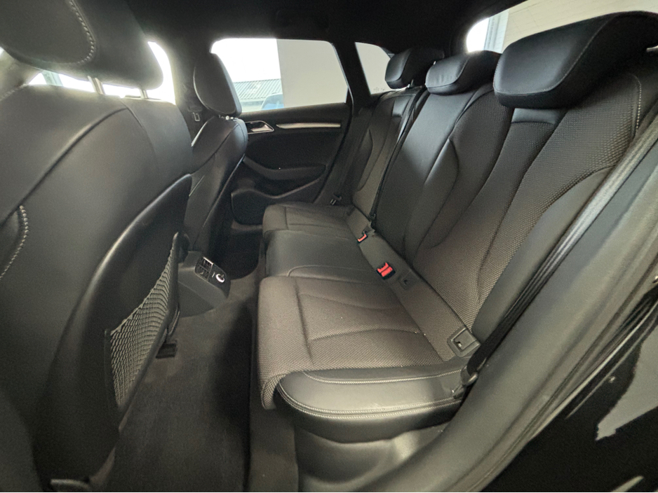 2018 Audi A3 - image 11