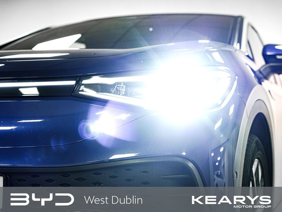 2022 Volkswagen ID.5 - image 7